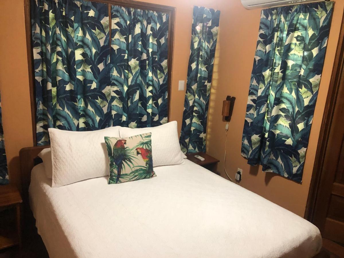 Hotel El Mono Feliz Ojochal Zewnętrze zdjęcie