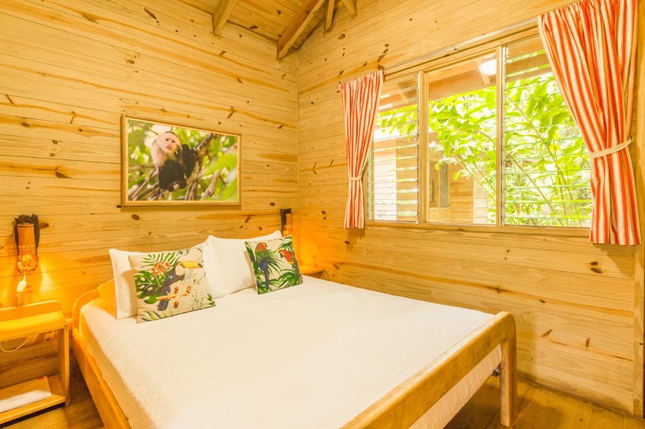 Hotel El Mono Feliz Ojochal Zewnętrze zdjęcie